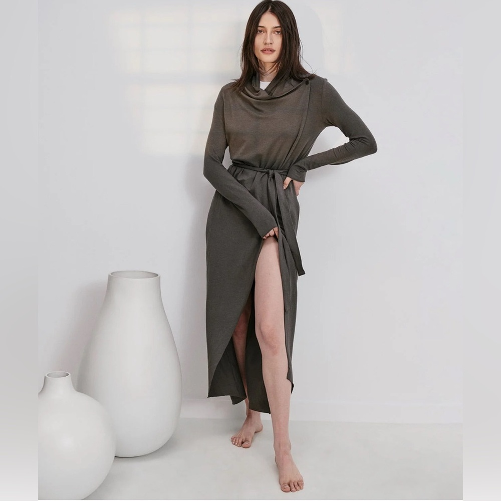 Lunya Organic Pima Cotton "The Robe" Long In Charcoal Xs/S